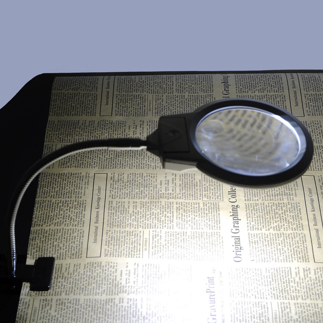 Clip-on Table Magnifier 2.5X 107MM Desk Magnifying Glass with LED Lamp Loupe for Watch Repair Reading Light | Инструменты