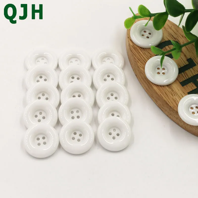 QJH 18-30 мм 4 отверстия Пластиковая Смола Кнопки пальто одежда кнопка ручной работы DIY украшение дома ремесло шитье аксессуары Скрапбукинг - Цвет: 1ps white