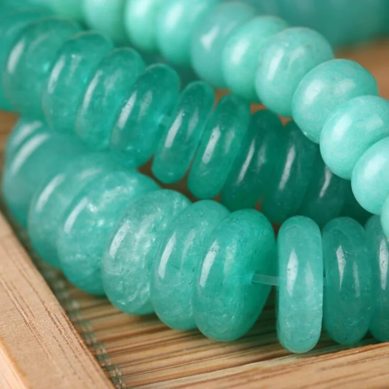 

WEIYU 8mm/10mm/12mm Green Stone Spacer Bead Flat Beads Round Loose Bead for Ethnic Jewelry Necklace Bracelet Making DIY