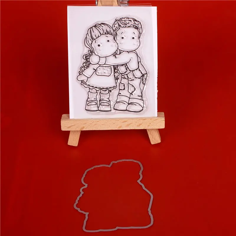 Для мальчиков и девочек обнимает металлические штампы или для