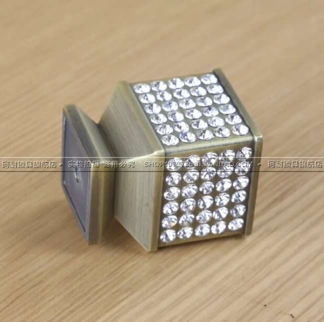 7 дневная посылка Youke устойчивая к внешним дверям квадратная Оптима импортная