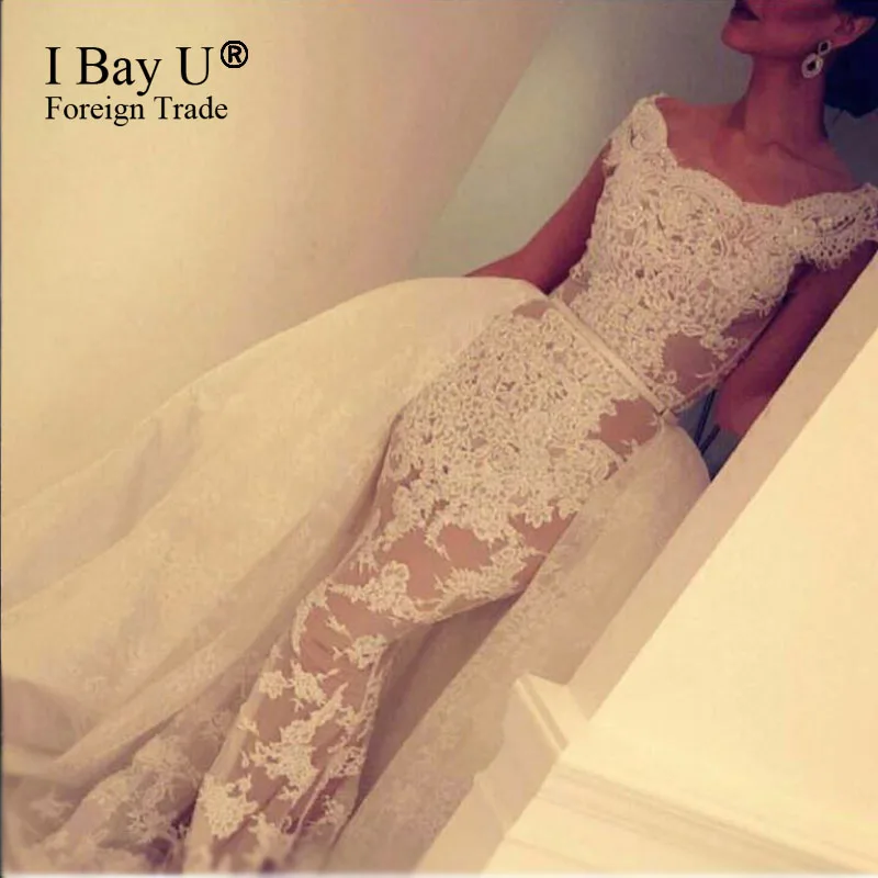 Женское вечернее платье с кружевной аппликацией белое винтажное для выпускного