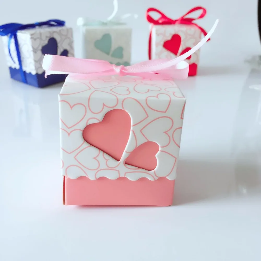 

50pcs/lot DIY Beautiful Candy Box with Ribbon Wedding Birthday Favor Gift Boxes Sweet Hearts Cute Box Happy Event Supplies