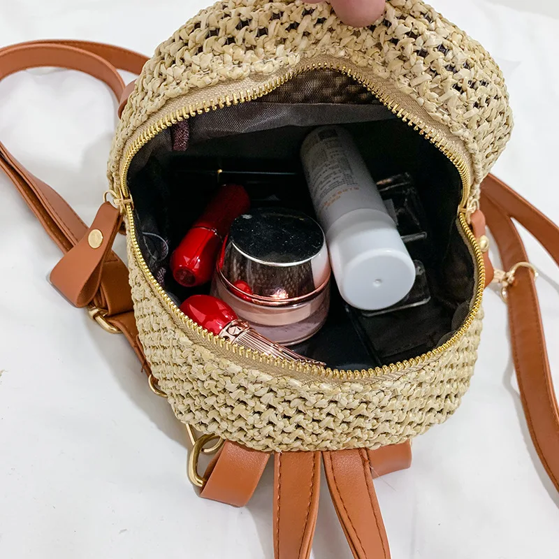 

Summer Beach Travel Straw Bag 2019 Fashion New Handmade Knitting Mini Woven Backpack Girl's Casual Hollow Out Straw Backpack