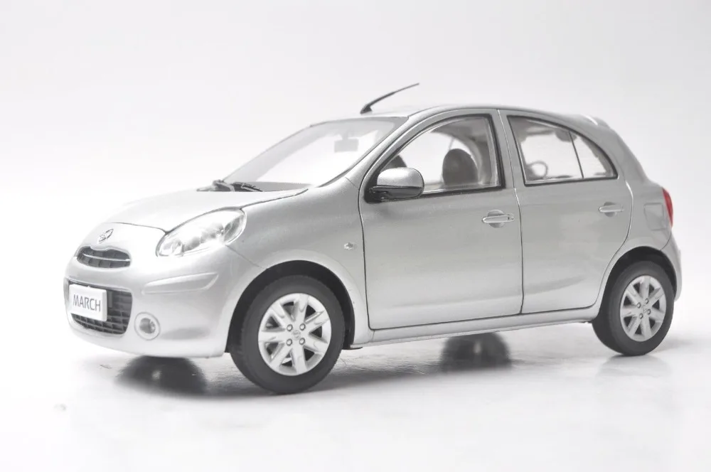 

1:18 Модель литья под давлением для Nissan March Micra Silver Minicar, игрушечный автомобиль из сплава, миниатюрная Коллекция подарков