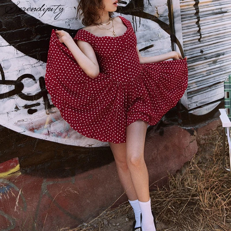 Boho Стиль в горошек Сарафан женский сексуальный элегантный красные пуговицы