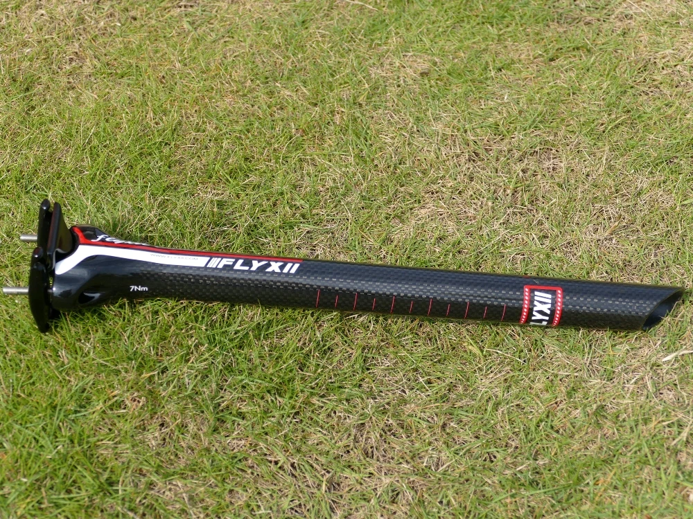 Подседельный штырь Toray для горного и дорожного велосипеда из углеродного волокна