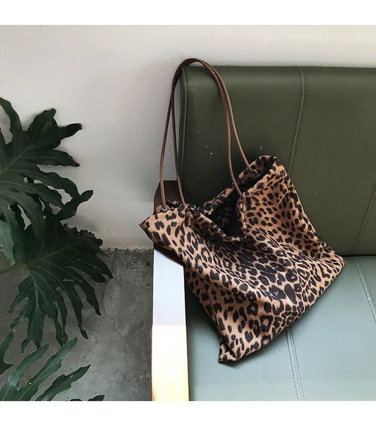 women tote Leopard Print suede leisure shopping sac big shoulder bags female handbags College Students school book retro | Багаж и сумки