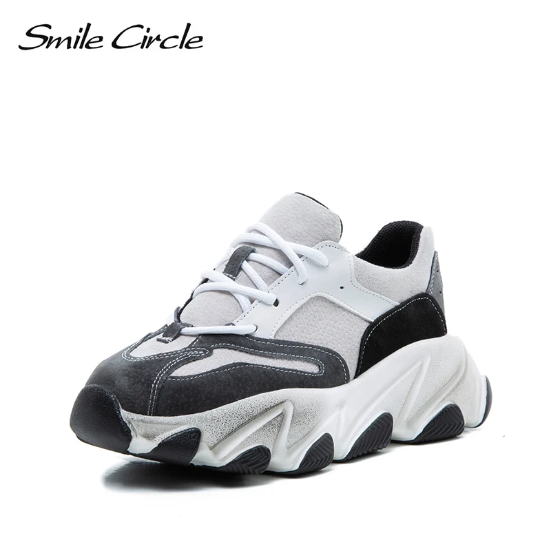 Женские кроссовки на плоской подошве со смайликом коллекция 2019 года сезон весна