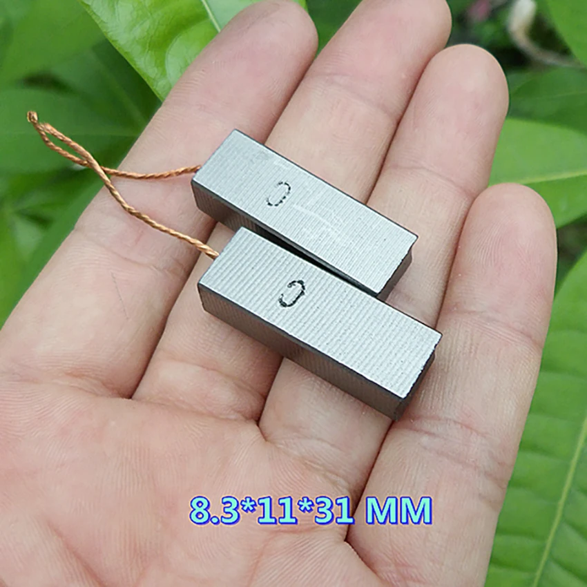 1 пара угольные щётки а также смазывайте механизм щетки для чистки пылесоса 8 3*11*28