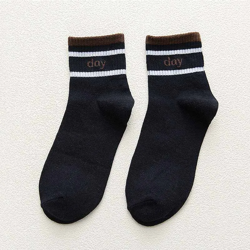 Men tube socks autumn and winter new letters hit color cotton casual sports breathable men | Мужская одежда