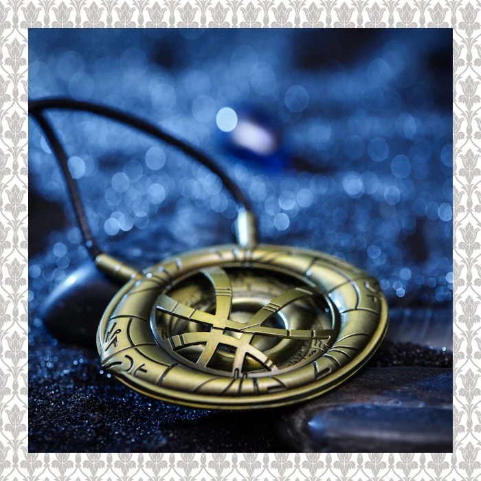 Большое количество д-р доктор странная бронзовая подвеска глаз ожерелье