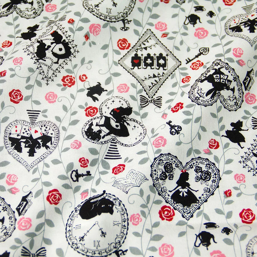 Японская хлопковая ткань Kokka полуметровая стеганая для шитья винтажная Alice in