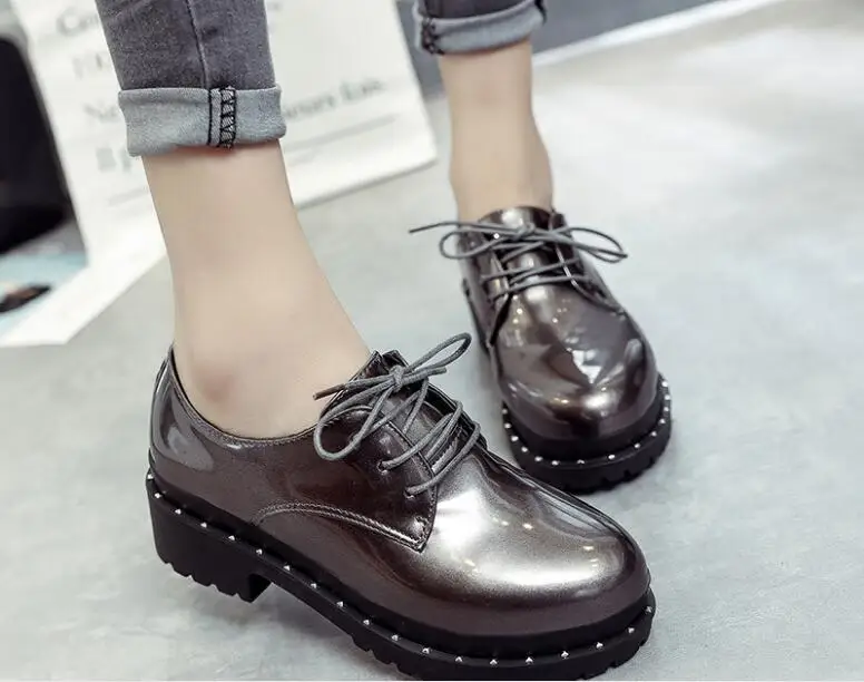 Туфли женские на платформе и высоком каблуке криперы шнуровке кожа с заклепками
