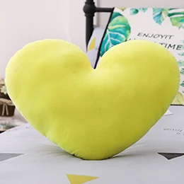 Light yellow heart Очаровательная в форме сердца/звезда форма плюшевая подушка 18 видов классический диван стул декоративная подушка мягкие конфеты цвета подарок друзьям - Цвет: Light yellow heart