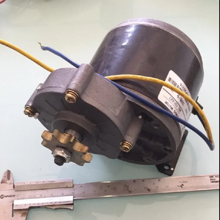 High-power low-speed permanent magnet DC generator 12V24V36V250 watts wind hand crank hydraulic foot battery