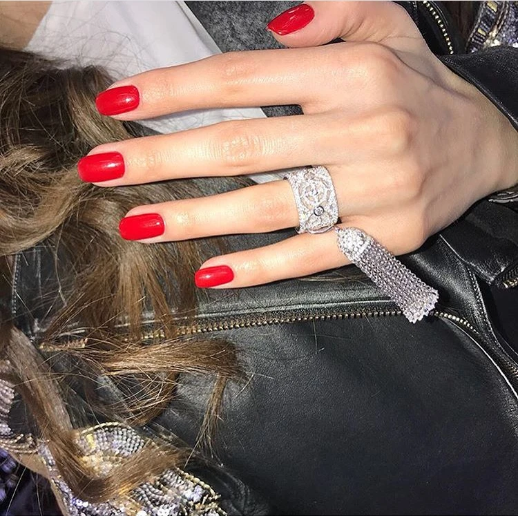 Кольцо женское из серебра 925 пробы с кисточками и подсолнухами