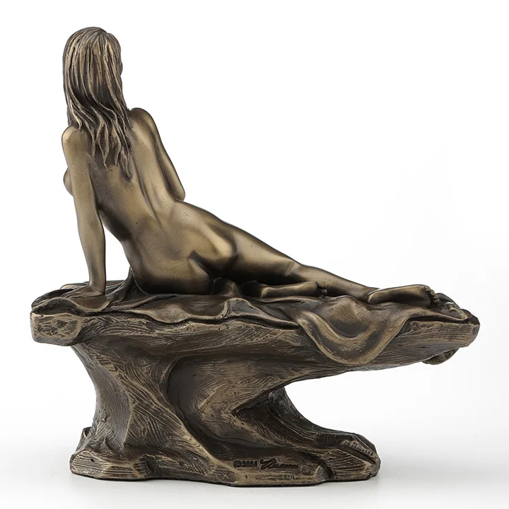 

women lady beauties Cold casting copper process body art nude women's cafe set up a European sculpture hotel