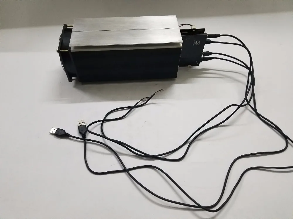 Используется Шахтер Gridseed 5,2-6MH/S 100 Вт Scrypt MINER LITECOIN горнодобывающая машина лезвие gridseed отправляется по DHL или EMS
