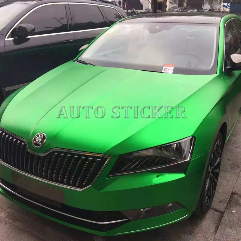 Фиолетовая матовая хромированная виниловая автомобильная пленка с воздушным