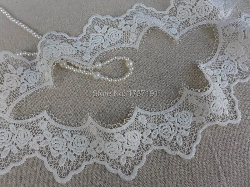 Кружевное платье цвета слоновой кости с волнистым узором в виде Розы кружевная