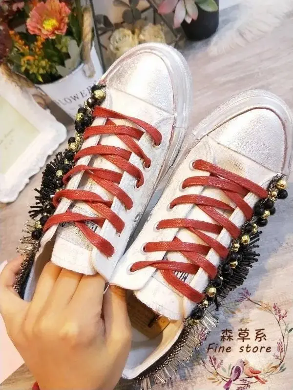 

The latest high-quality women's shoes in Europe in 2019, the most fashionable women's shoes with tassels