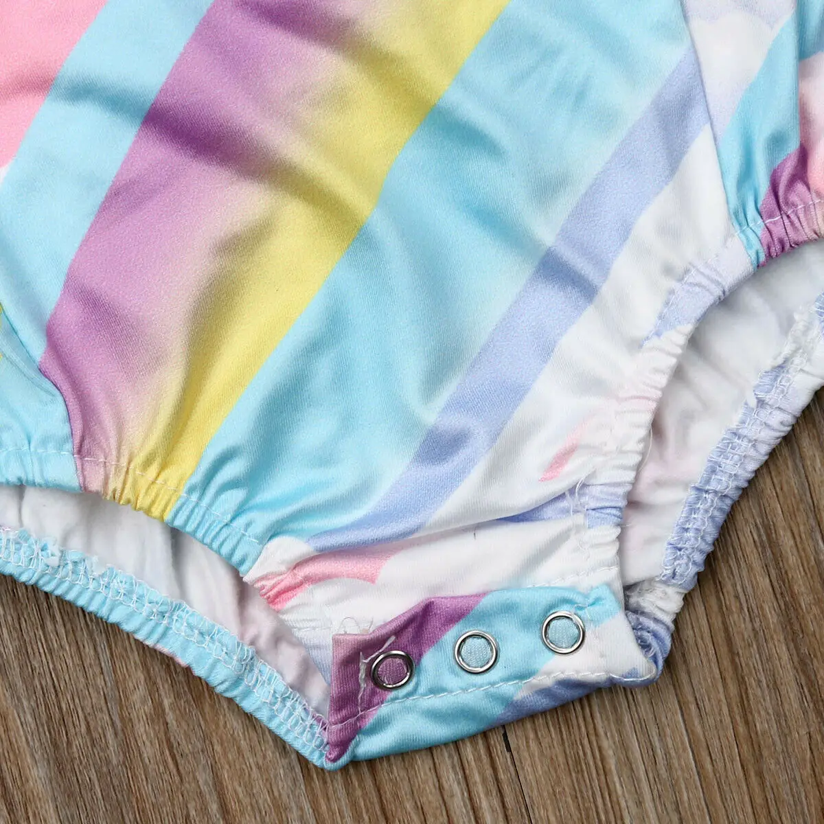 Детский кружевной комбинезон радужной расцветки без рукавов для маленьких