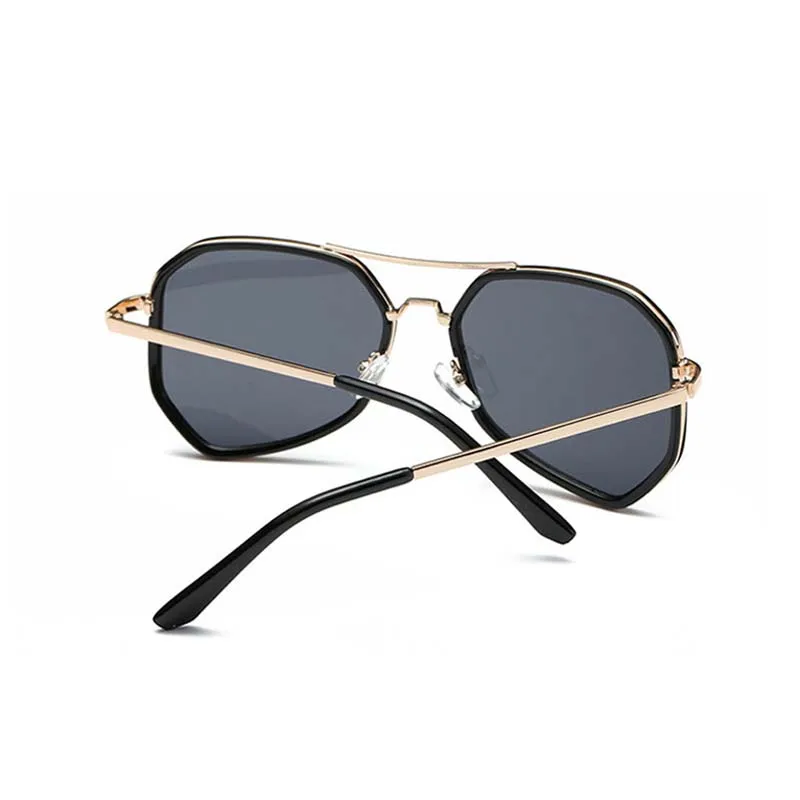 Модные женские солнцезащитные очки для отдыха на открытом воздухе простые из