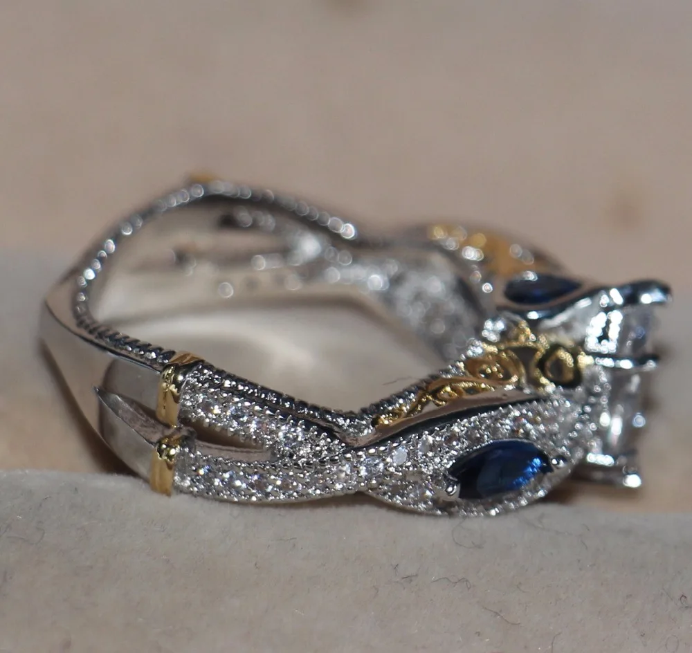 Роскошное ювелирное изделие с грушевидной огранкой лошадиный глаз 10 карат