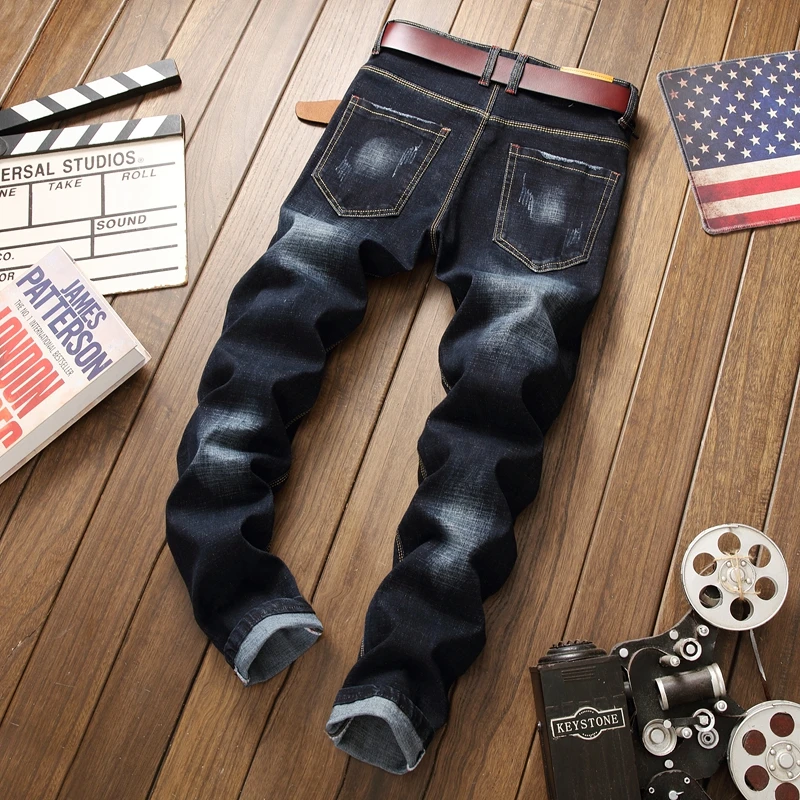 Рваные джинсы с дырками мужские черные длинные брюки вышивкой в виде кошки