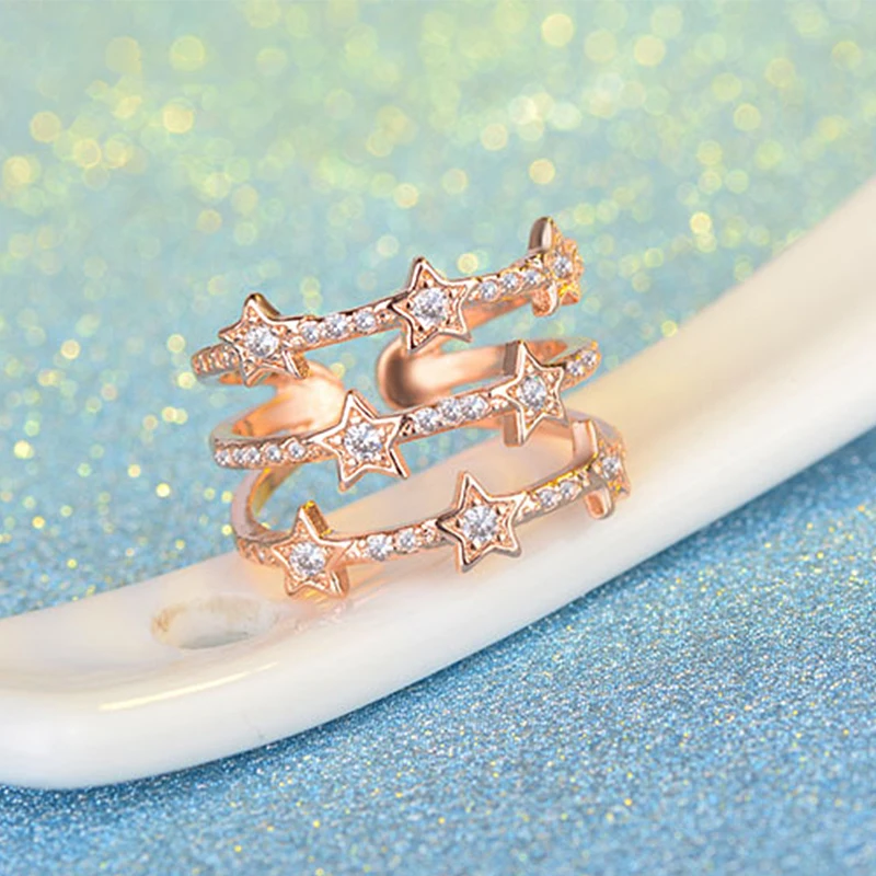 Женское многослойное кольцо с цирконием на палец регулируемым размером из