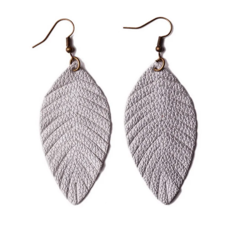 JE0975 silver Новинка, женские серьги из искусственной кожи с перьями, модные летние кожаные серьги в виде листьев, Винтажные серьги - Окраска металла: JE0975 silver