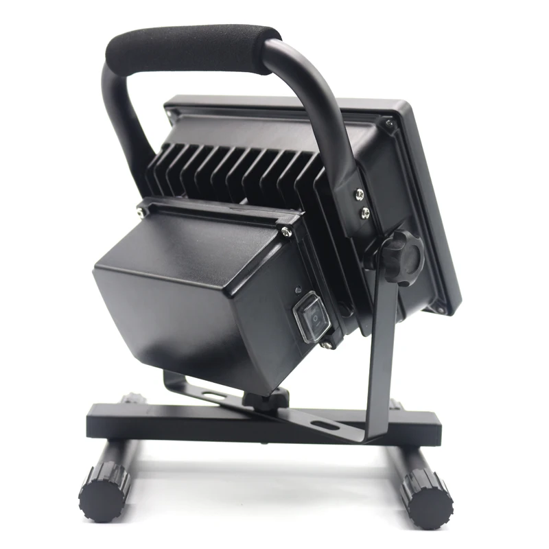 

20W Rechargeable light LED floodlight working