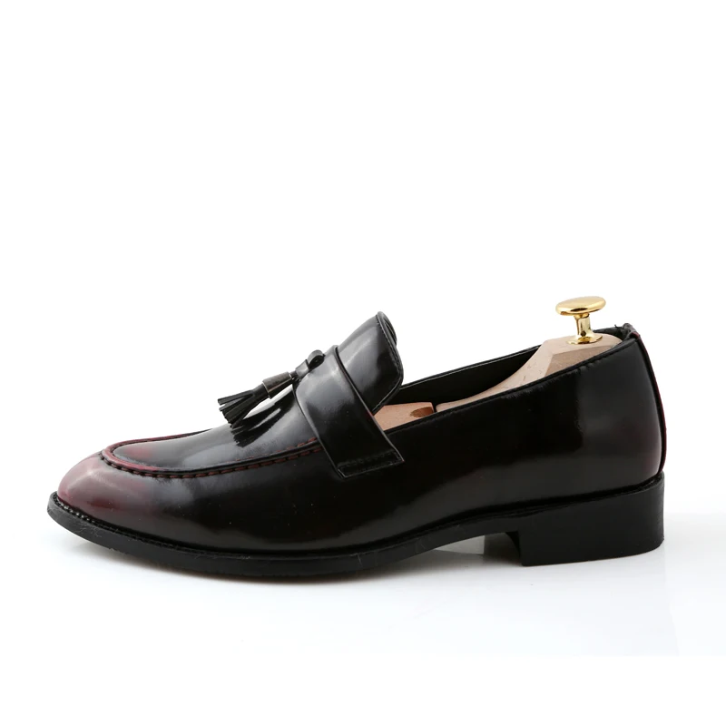 WOLF WHO Classic Men Shoes Breathable Comfortable Men Loafers Luxury Brand Men Dress Shoes For Wedding Dating Men's Flats X-199 - Цвет: wanjia-black red