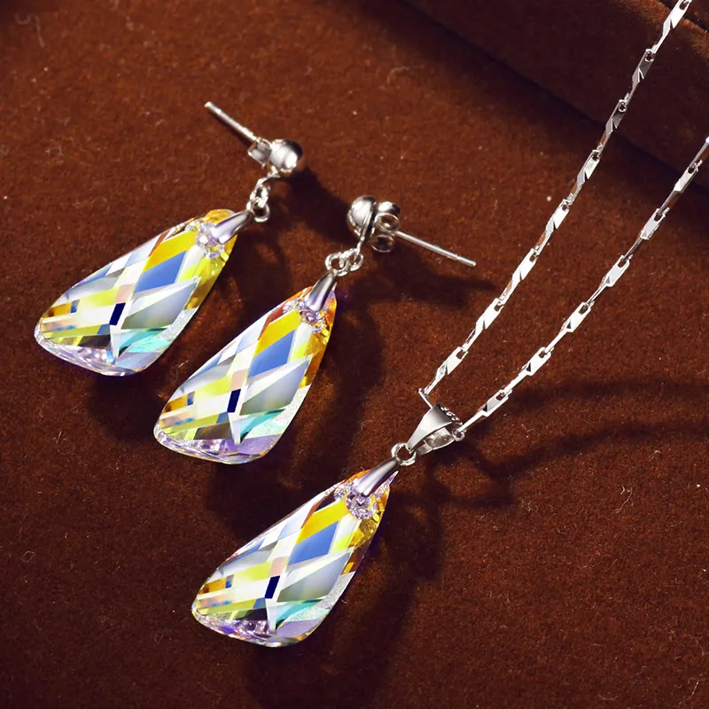 Набор украшений с кристаллами Neoglory колье и серьги в геометрическом стиле из