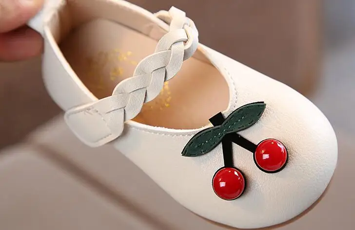 Single shoes 2018 autumn female baby cute cherry small princess tendon soft bottom non-slip toddler |