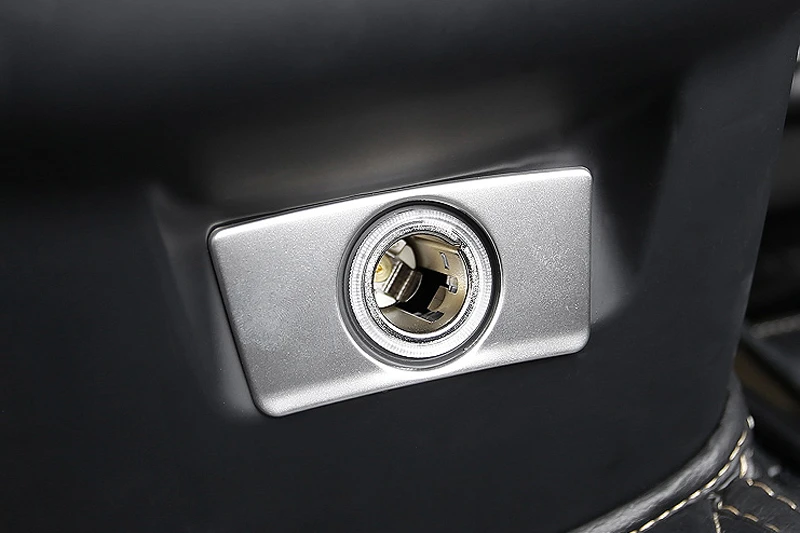 Матовая наклейка из нержавеющей стали на заднюю панель прикуривателя 1 *