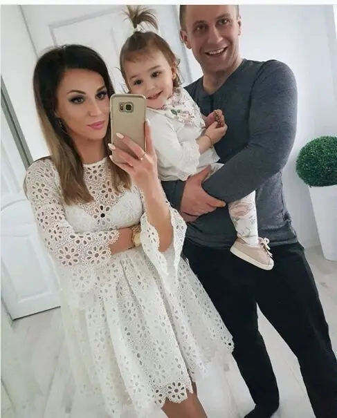 Одежда принцессы для мамы и дочки белые платья с длинным рукавом Женская