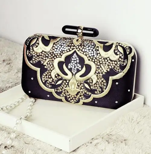 Женский классический клатч с цветочной вышивкой вечерние сумки на плечо черными