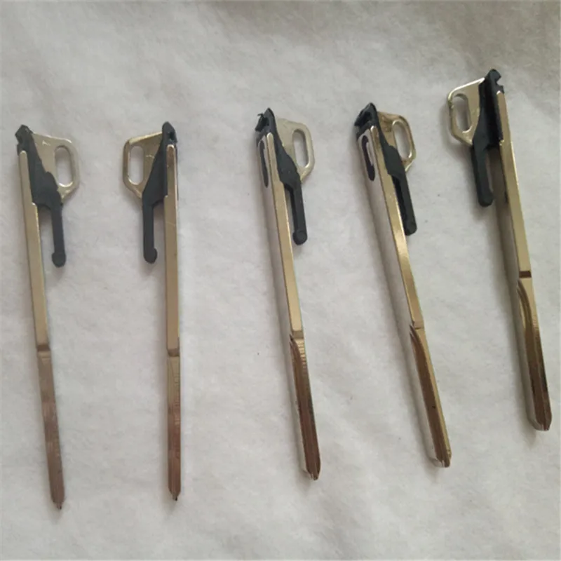 

DAKATU Replacement Smart Remote Key Blade FOR Benz Before year 2003 Emergency spare smart key blade