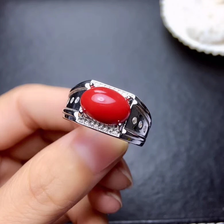 Кольцо из серебра 925 пробы с натуральным красным кораллом | Украшения и