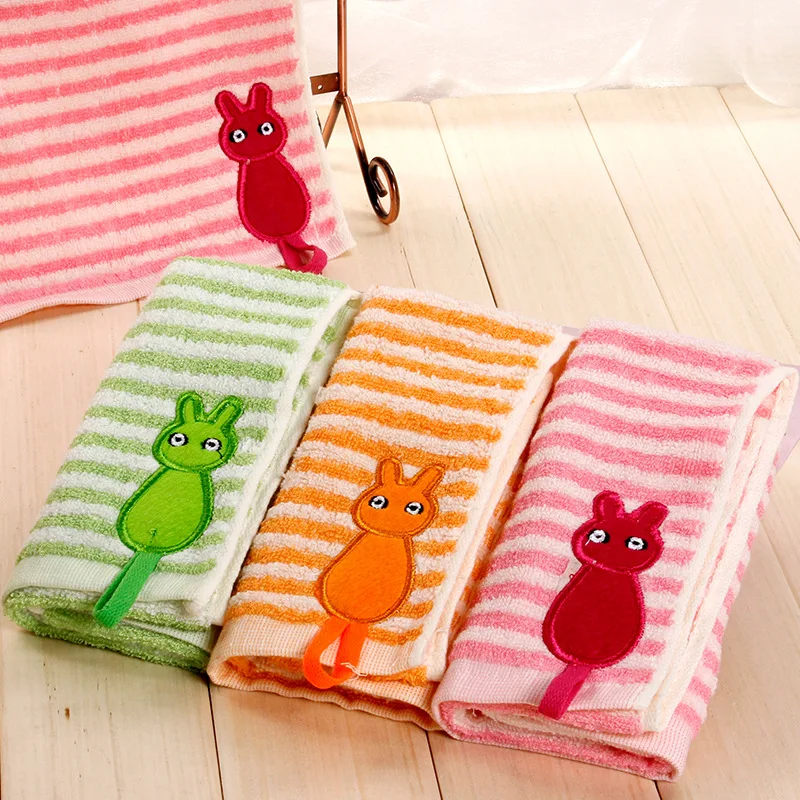 Комфортное 100% хлопковое милое детское полотенце для лица с мультяшной вышивкой