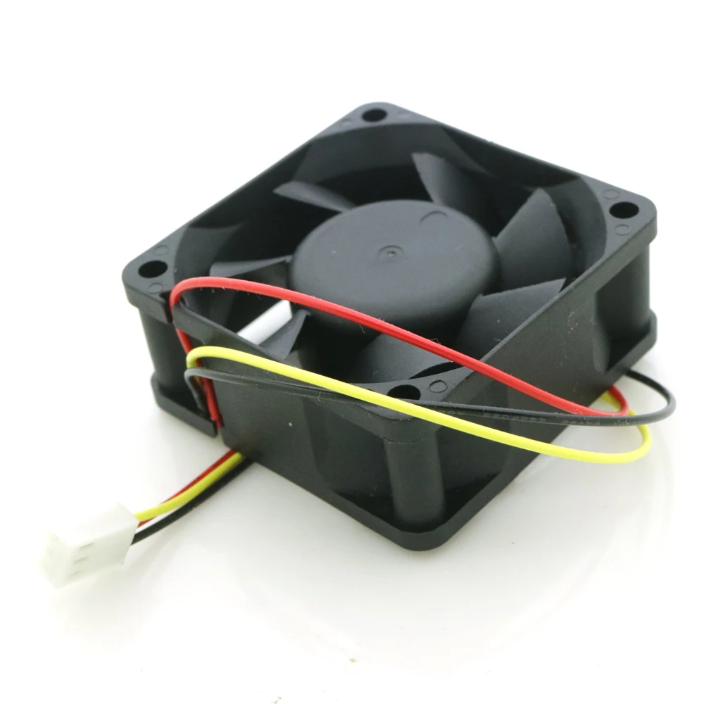 Бесплатная доставка 6025 F126025BU 12V 0.26A 3 провода 3Pin PWM CPU вентилятор компьютера