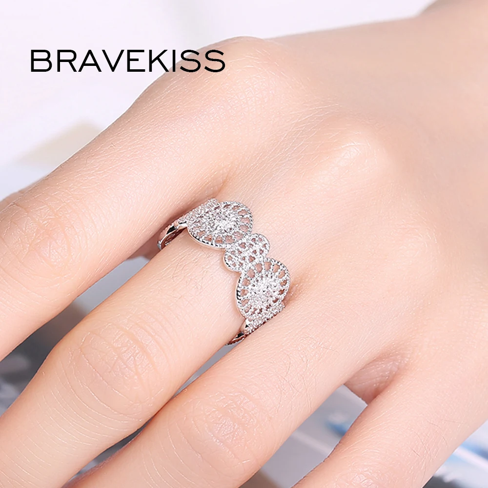 Кольцо BRAVEKISS с полыми регулируемыми колесами круглое широкое фианитами модные