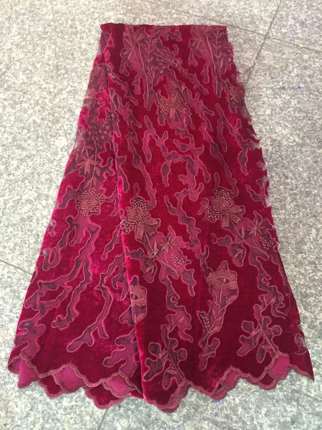 

New Arrival Wine African Lace Fabric High Quality French Velvet Lace Fabric Nigerian Tulle Lace Fabric For Wedding Party LCD963B