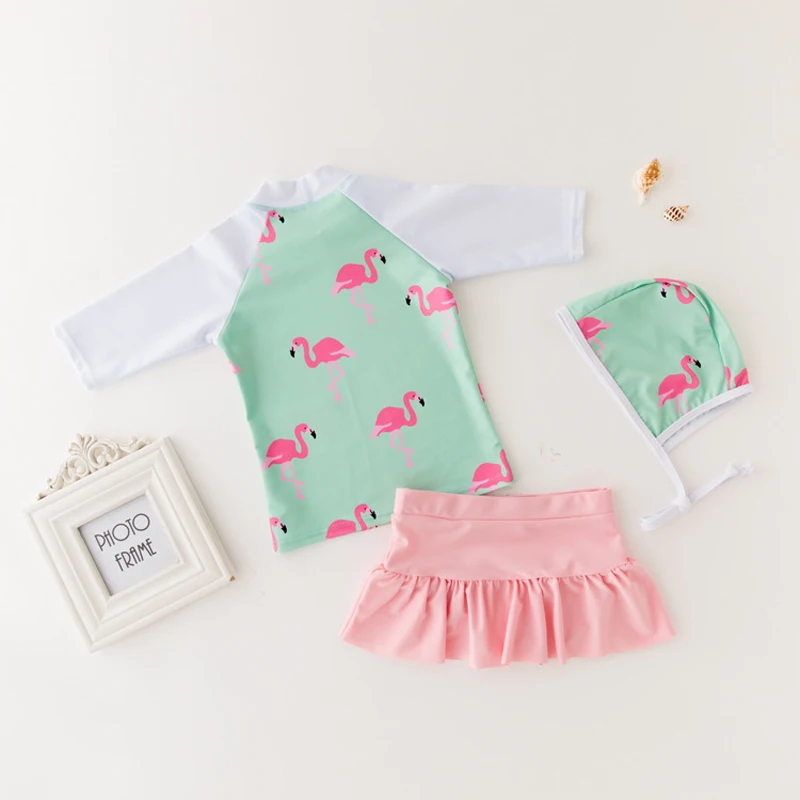 Купальный костюм для маленьких девочек с длинными рукавами зеленый лебедь