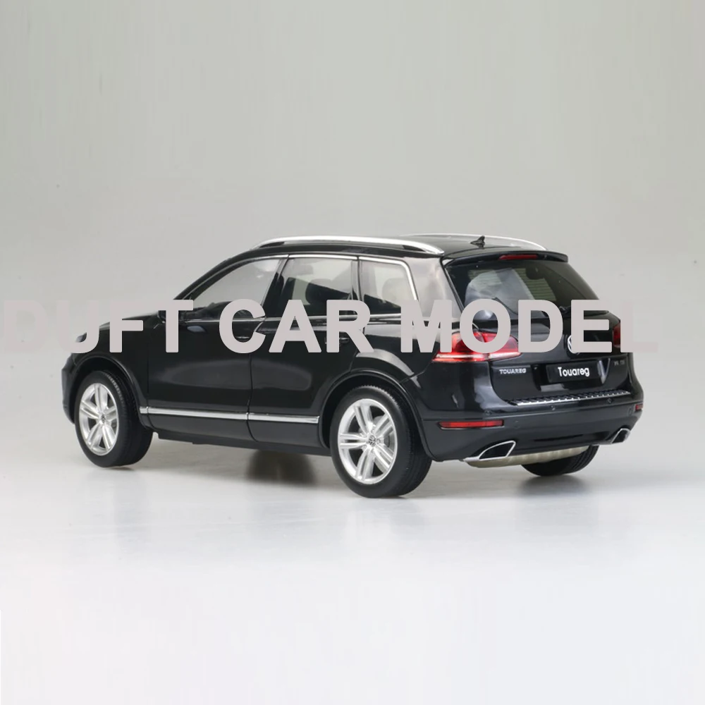 Литая 1:18 игрушка из сплава GTA Touareg, модель автомобиля, детская игрушечная машинка, оригинальная посылка для детей, игрушки для коллекции
