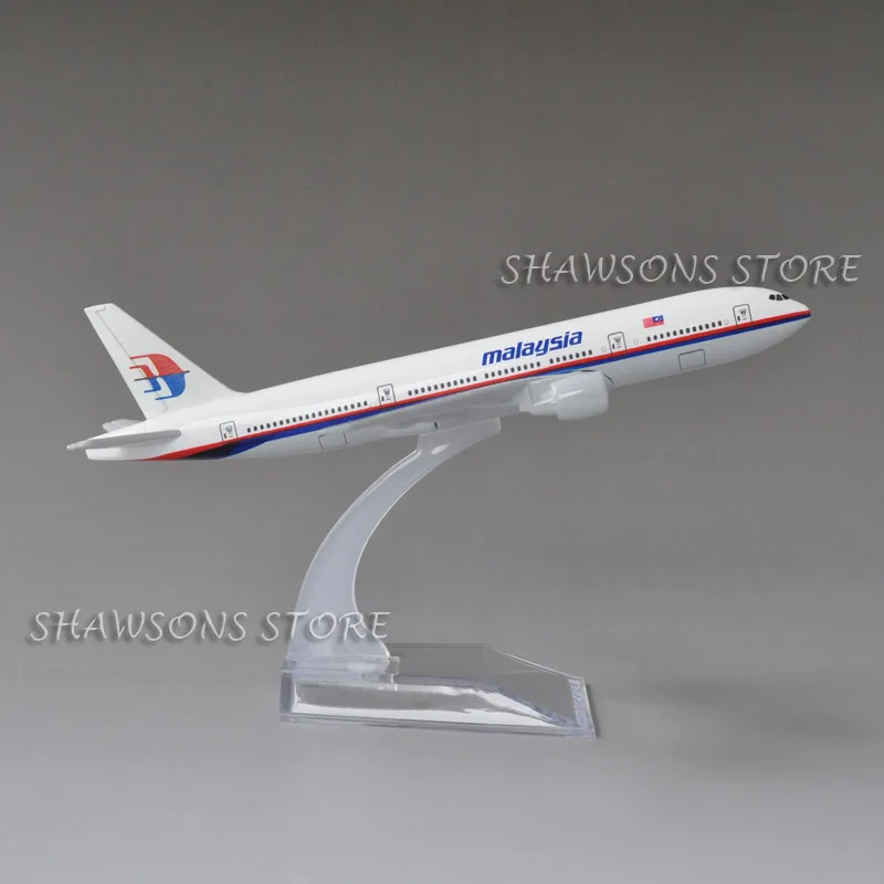 Литье под давлением Металл 1:520 модель самолета игрушки Boeing 777-200 Малайзия лайнер 15
