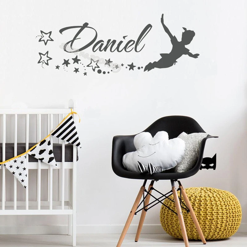Индивидуальное имя для мальчиков Питер Пэн Наклейка на стену виниловая Водонепроницаемая художественная наклейка для детской комнаты симпатичное панно плакат EB637