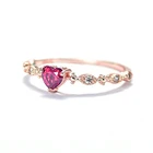 Женское золотое кольцо с кристаллами, покрытое розовым покрытием